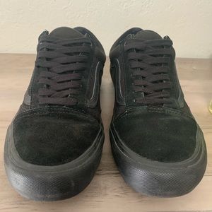Vans Old Skool Pro Blackout men’s size 11.5